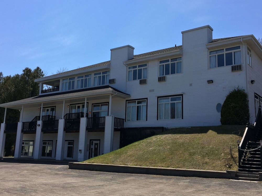 Hôtel au Petit Berger 1