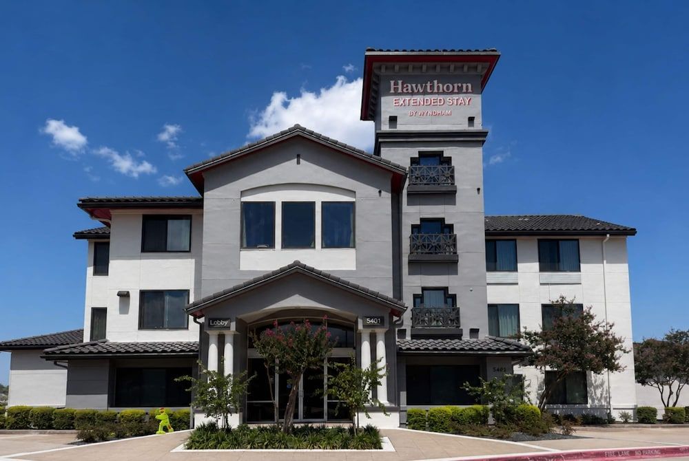 Hawthorn Extended Stay by Wyndham Irving Las Colinas 1