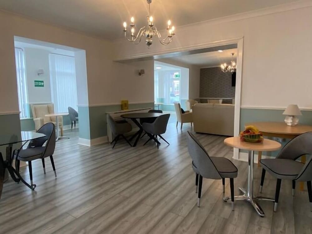 262 Ocean Manor 1