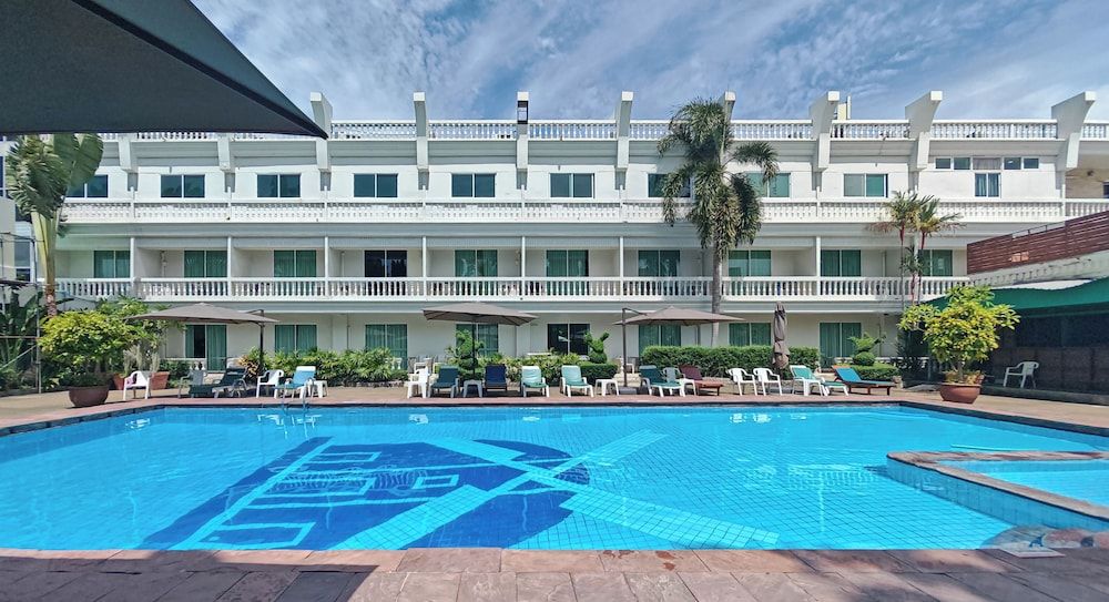 Windmill Resort Hotel Pattaya 1