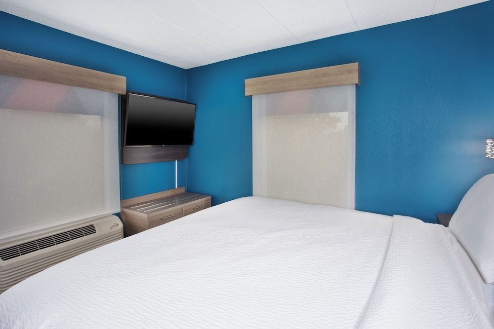 Holiday Inn Express & Suites DOVER by IHG 2