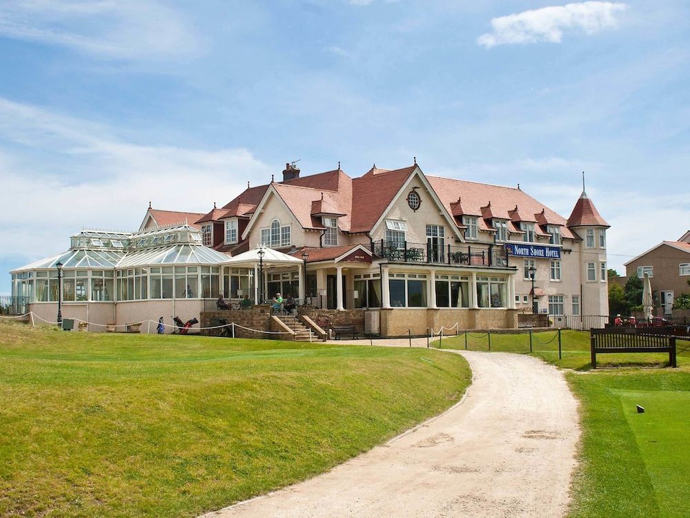 North Shore Hotel 1