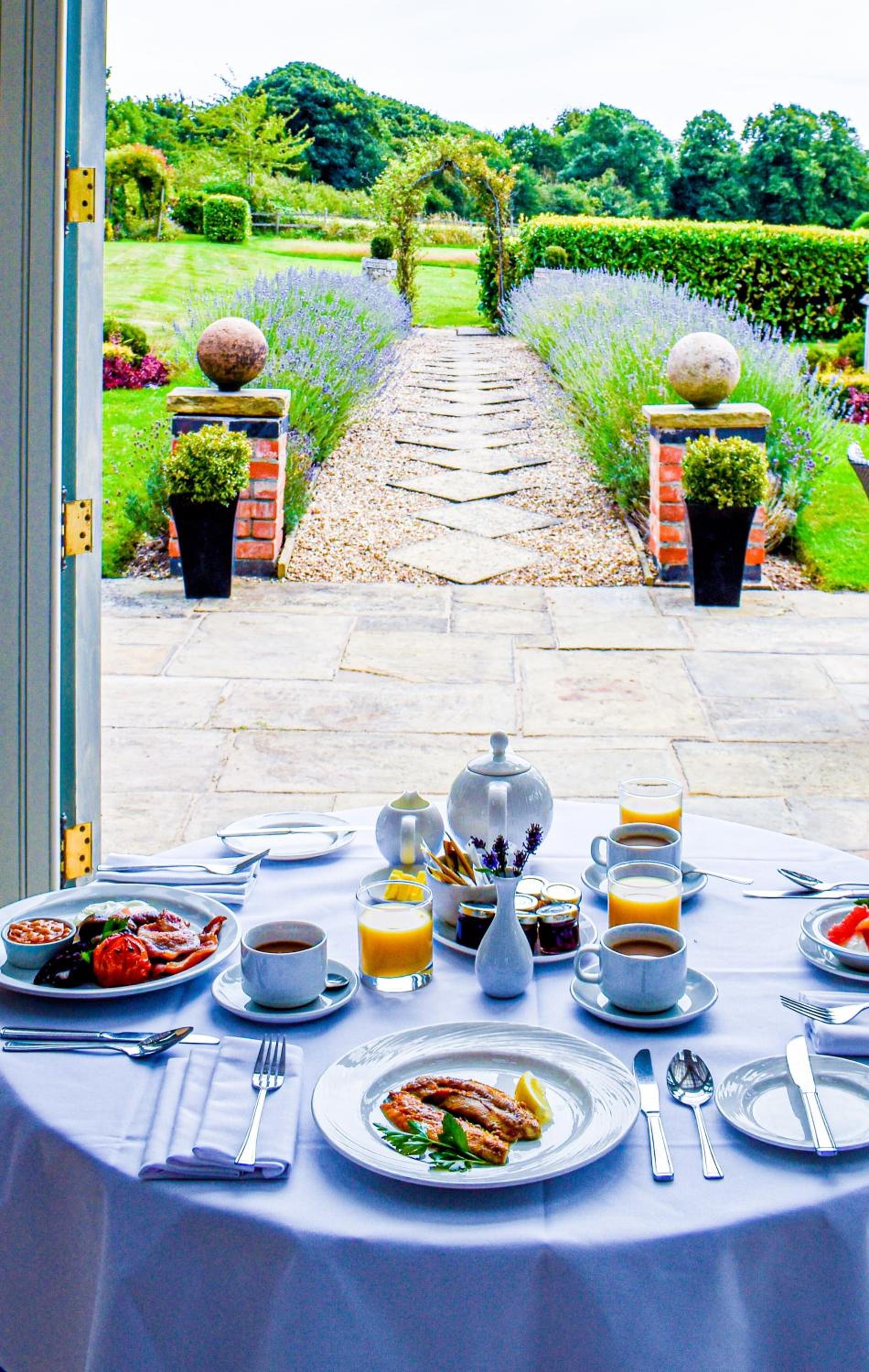Dovecliff Hall Hotel 2