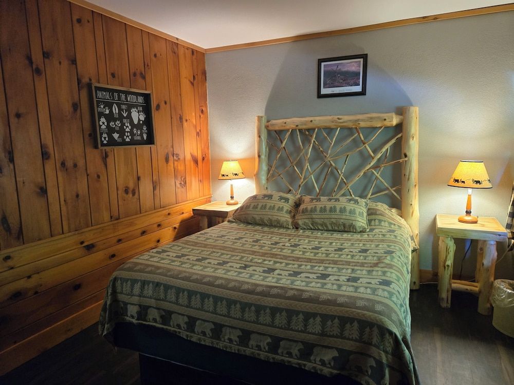 Adirondack Diamond Point Lodge 1