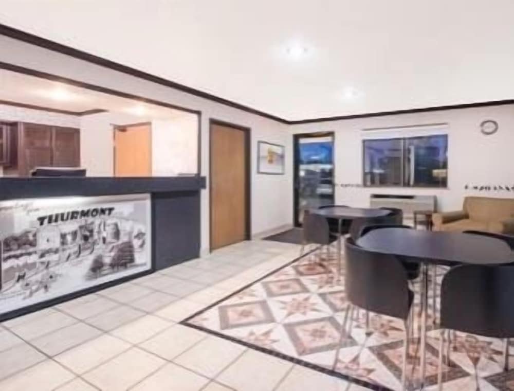 Super 8 by Wyndham Thurmont 2
