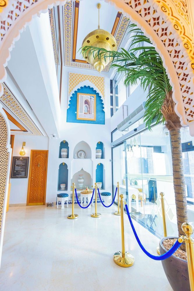 Residence hoteliere- Moroccan Floors 1
