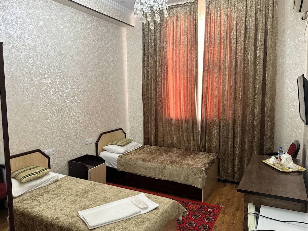 RATMINA HOTEL 2