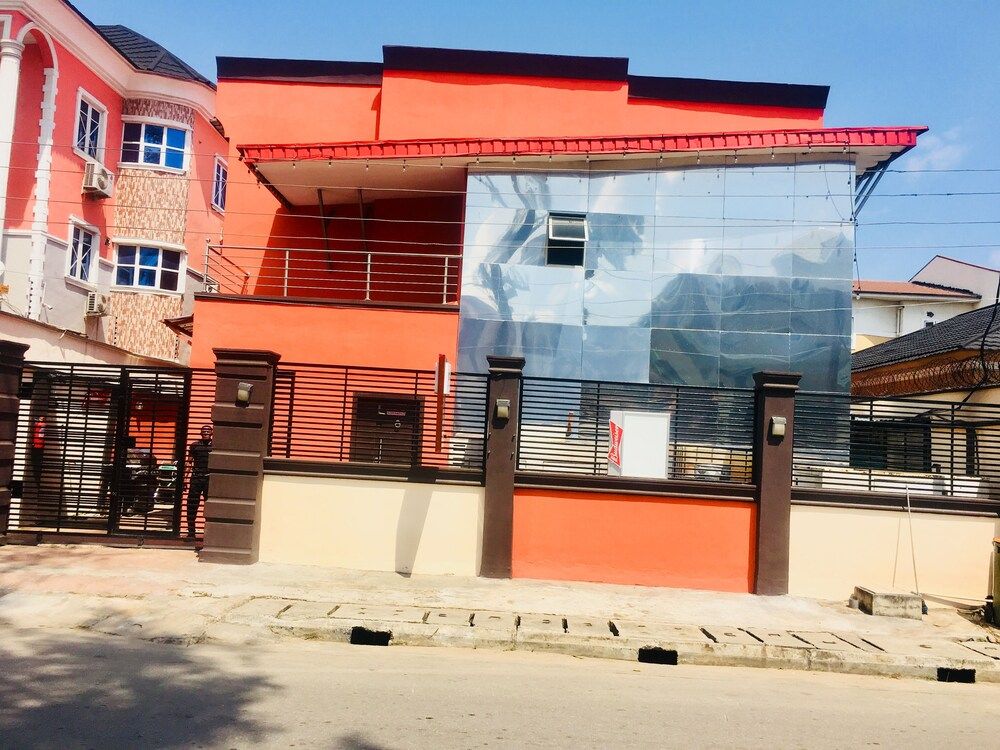 Esporta Hotel Yaba 1
