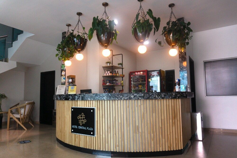 Hotel Central Plaza Medellin 2