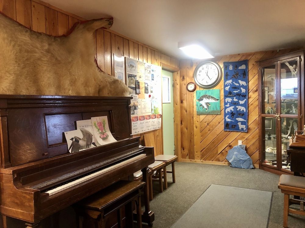 IceBerg Inn 2