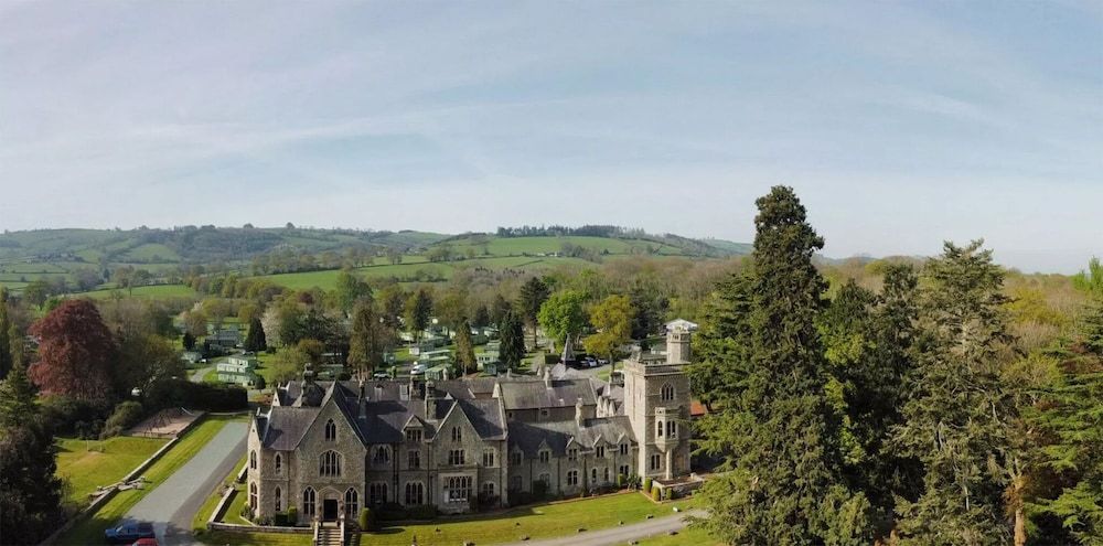 Mellington Hall Country House Hotel 1