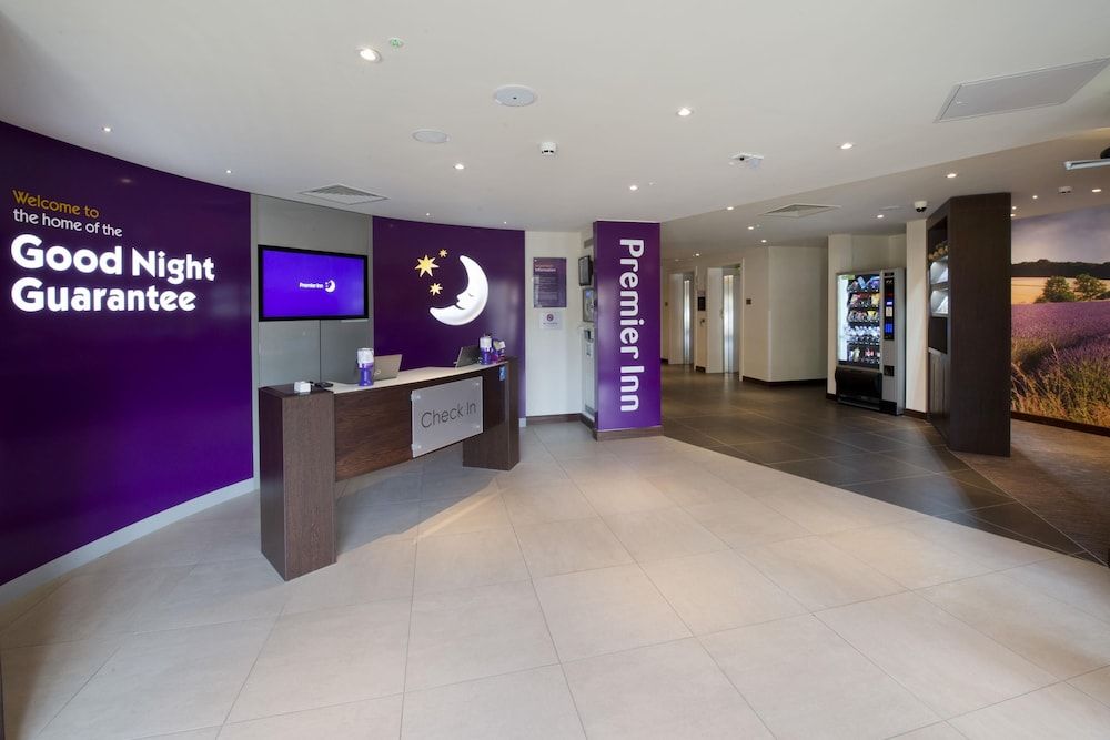 Premier Inn Cirencester 2