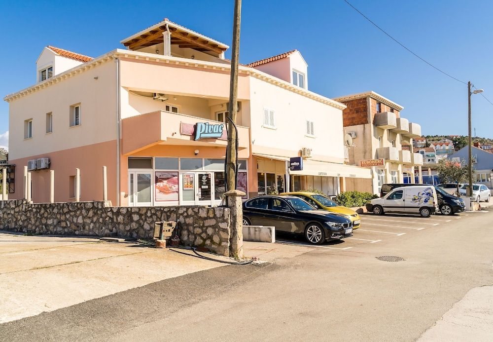 Apartments Šmanjak 1