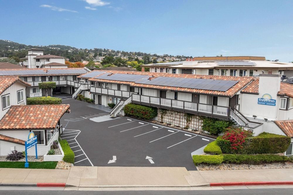 Days Inn by Wyndham Monterey Downtown 1