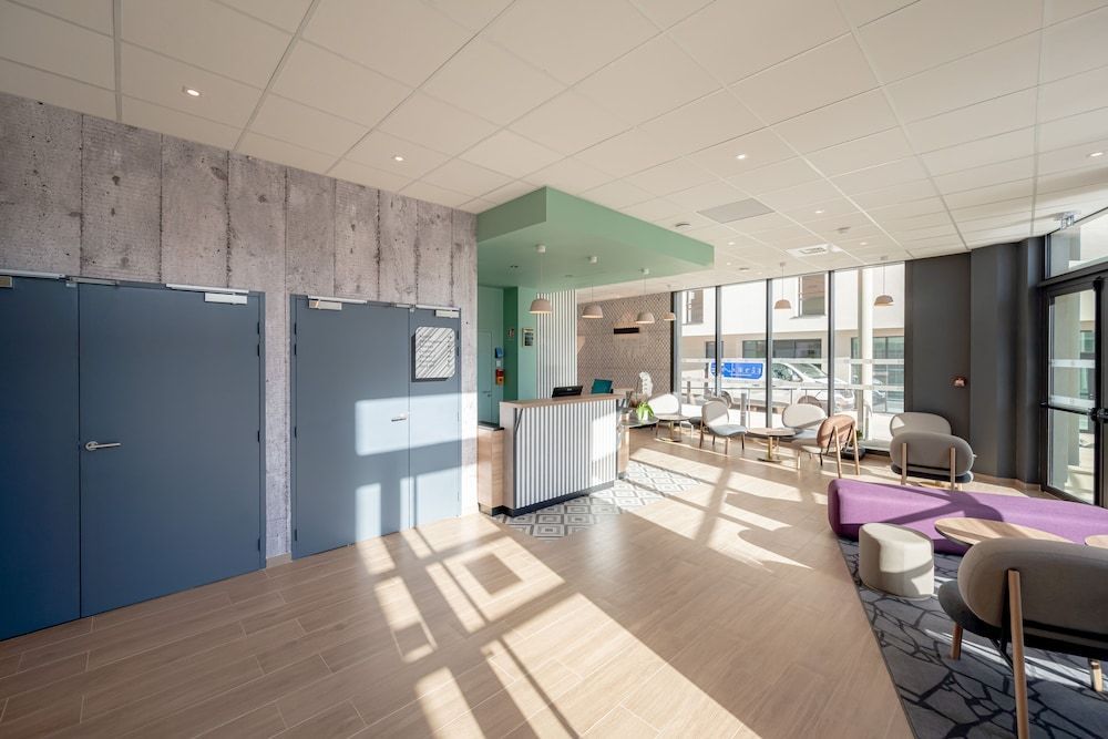 B&B HOTEL Toulon Centre Gare 2