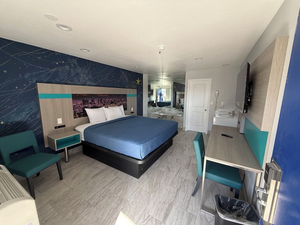 Best Star Inn - LA Commerce Casino, Citadel & I-5 freeway 1