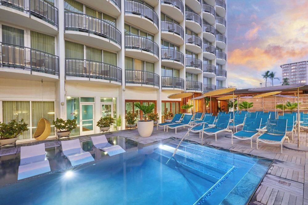 The Laylow Waikiki, Autograph Collection 1