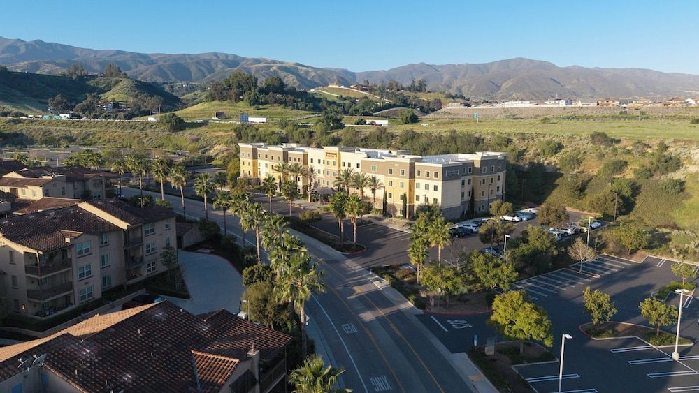 Staybridge Suites CORONA SOUTH by IHG 1