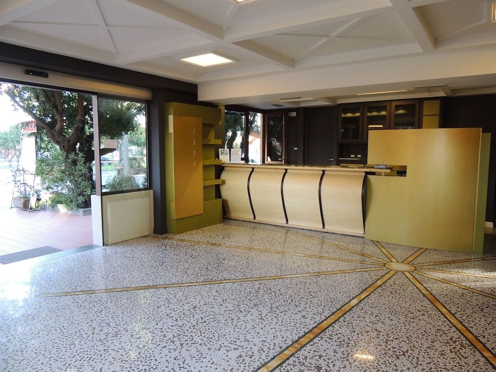 Hotel Zeus 2