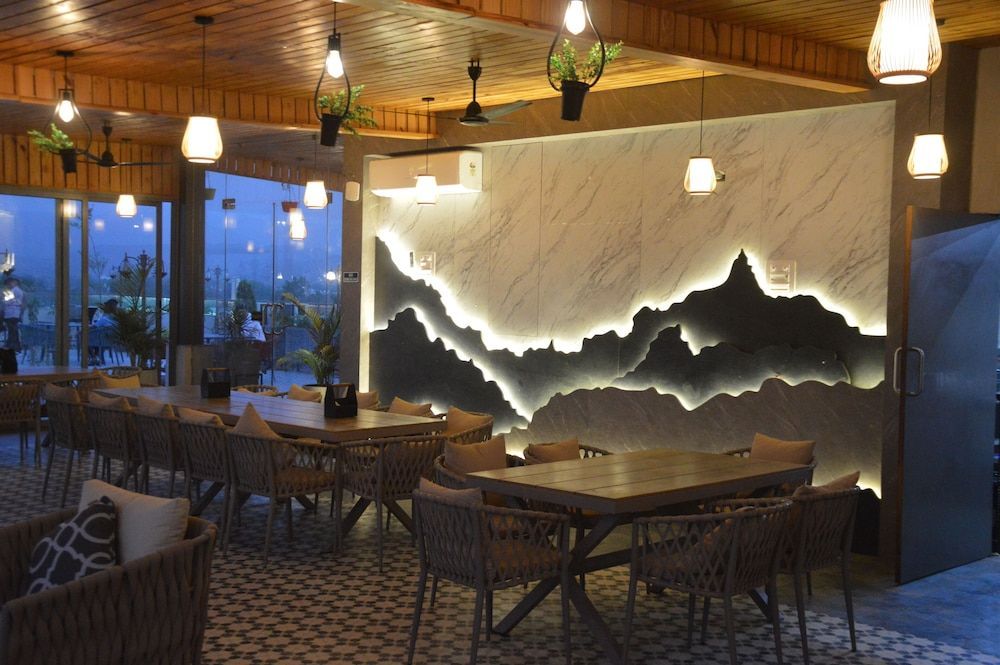 Hotel Mountain Paradise 1