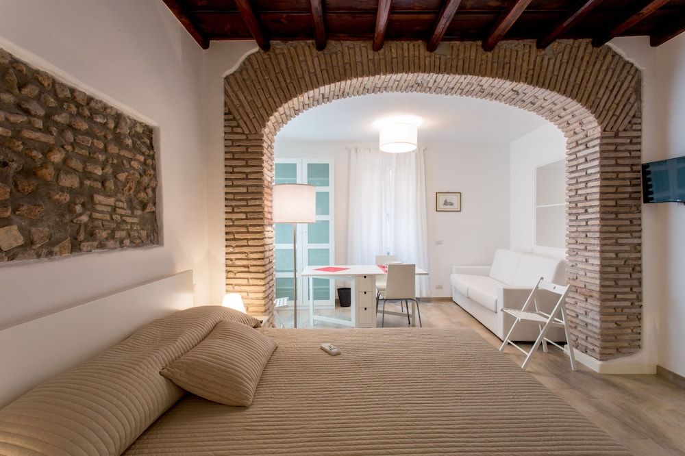 Domenichino Luxury Home 1