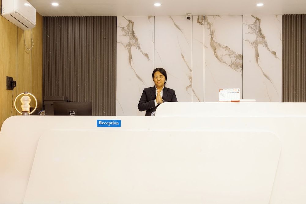 Hotel Robot 2