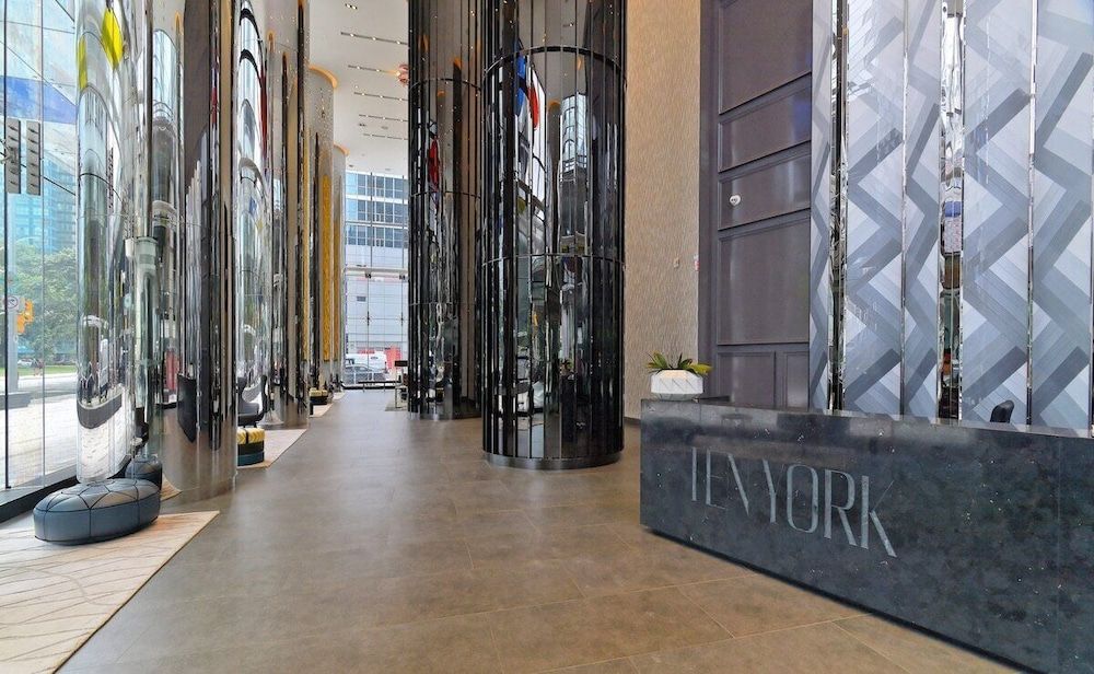 StayToronto - The York Suites 1
