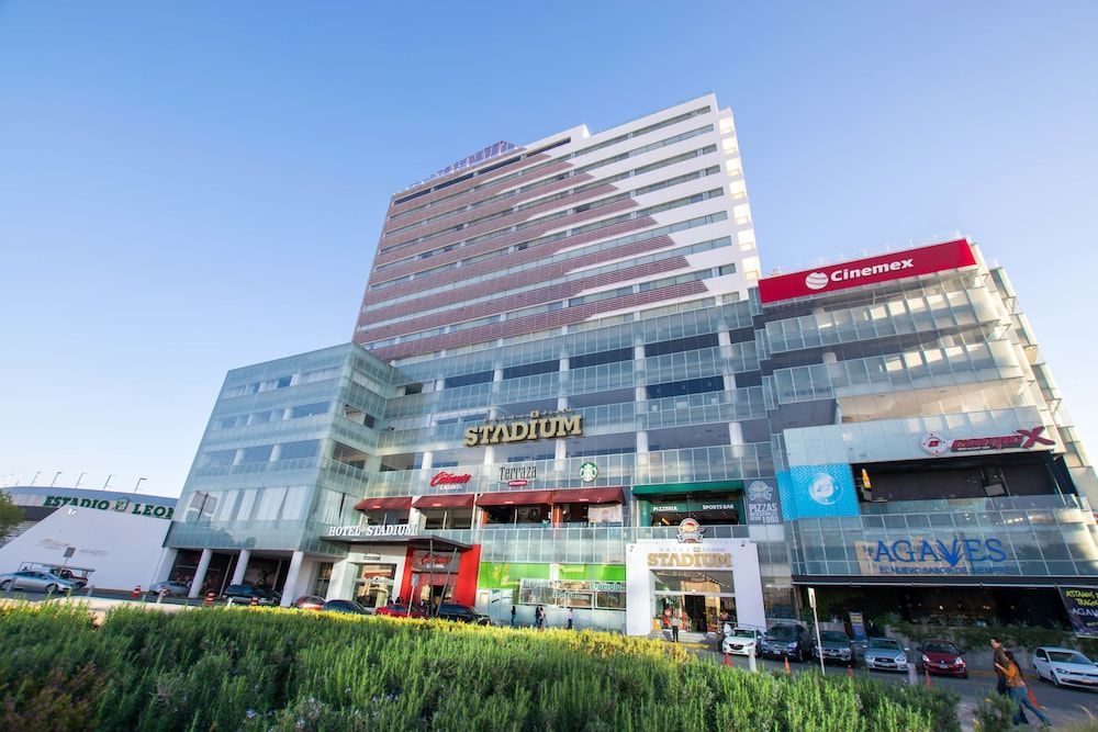 Hotel Stadium Leon 1