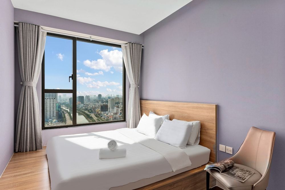 REM Rivergate Garden Pool Signature Apartments 1