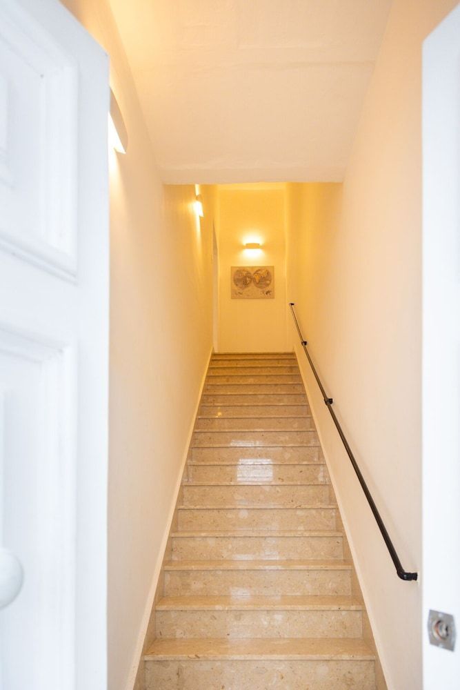 Chic 1BR Retreat in St Julian's by Holi 2