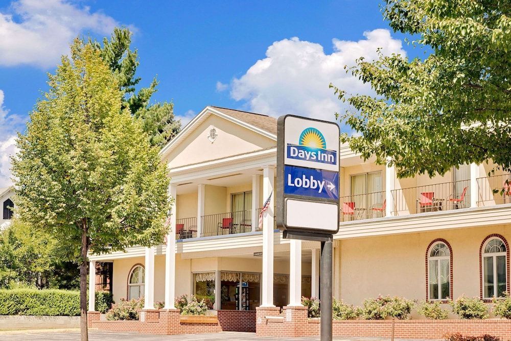 Days Inn by Wyndham Waynesboro 1