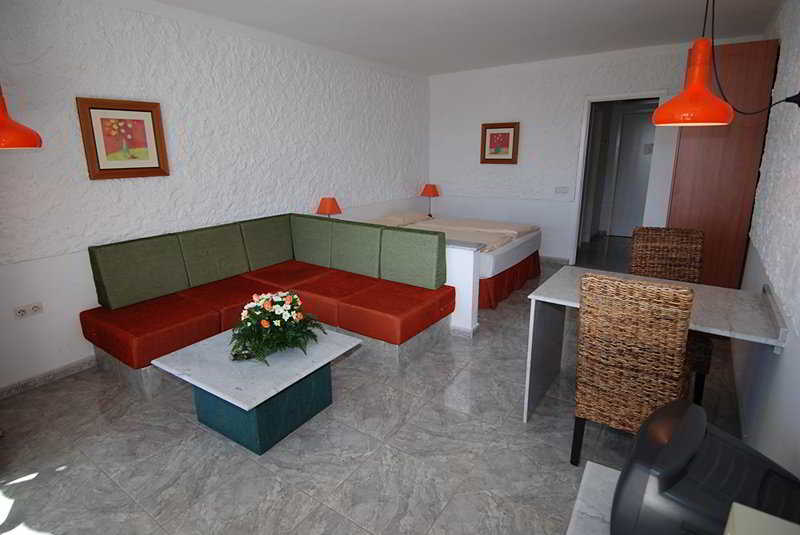 Studios Matorral 2