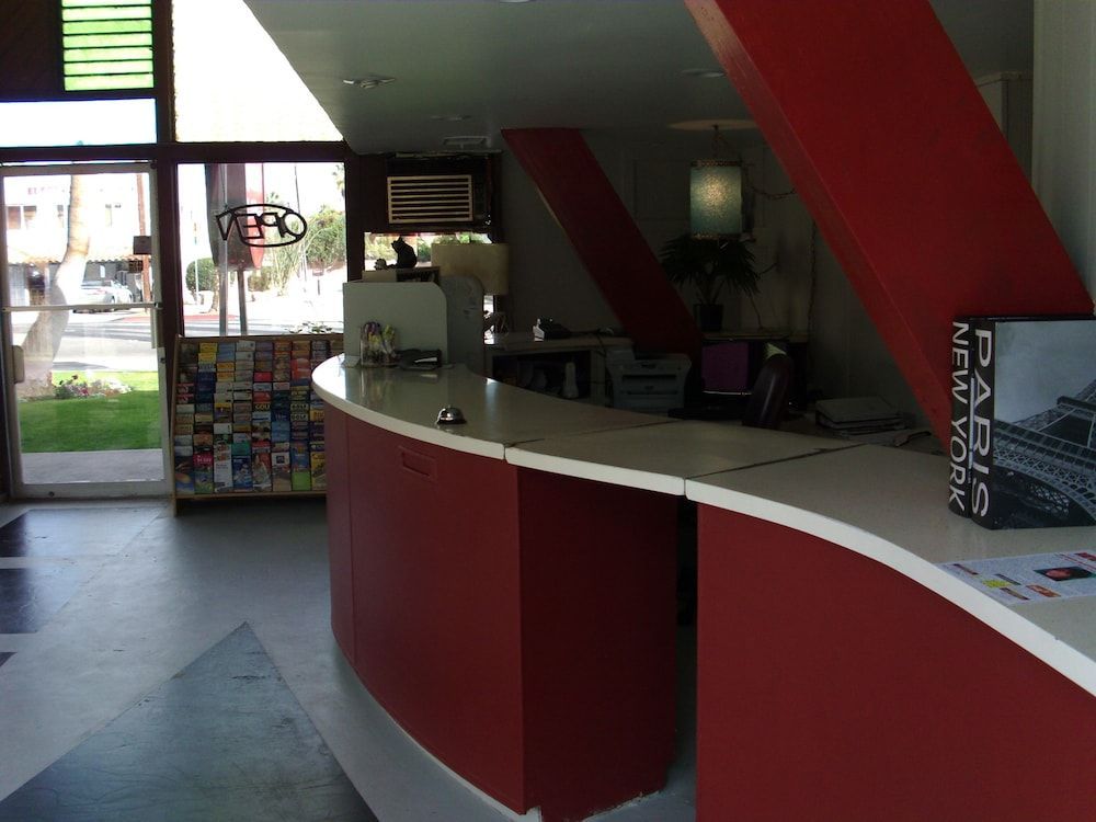 Desert Lodge 2