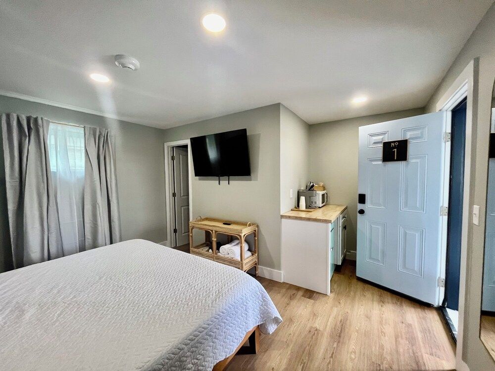 Carolina Beach Motel 2