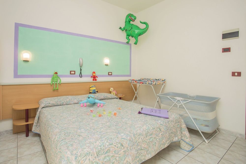 Hotel Dover Rooms & Coffee Adults Friendly 2
