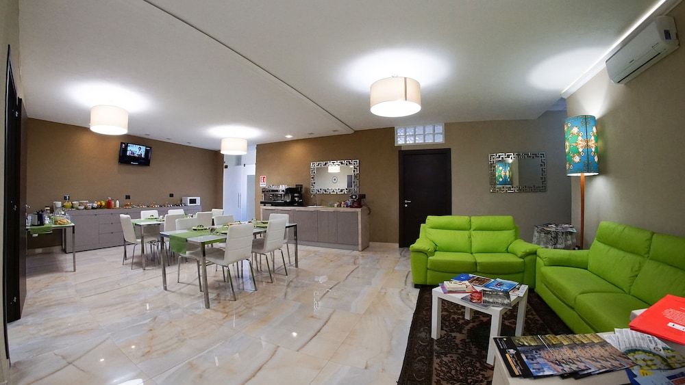 Beverello Suite 1