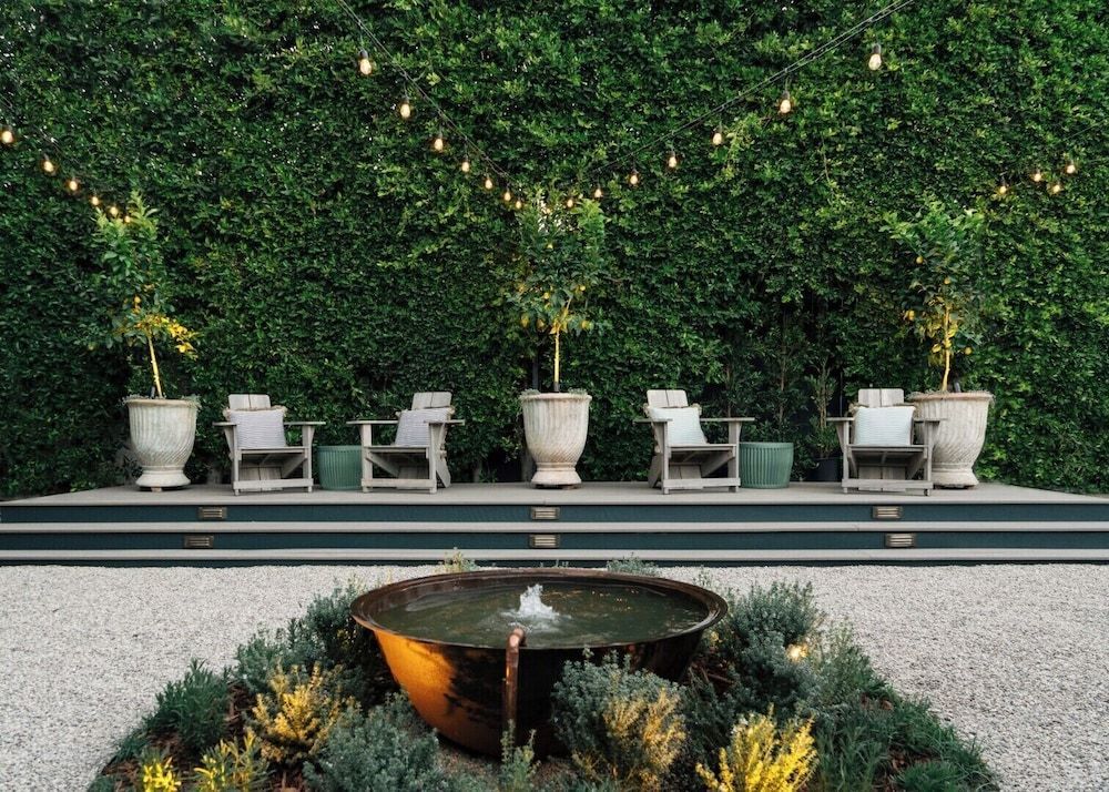 Le Petit Pali Brentwood 1