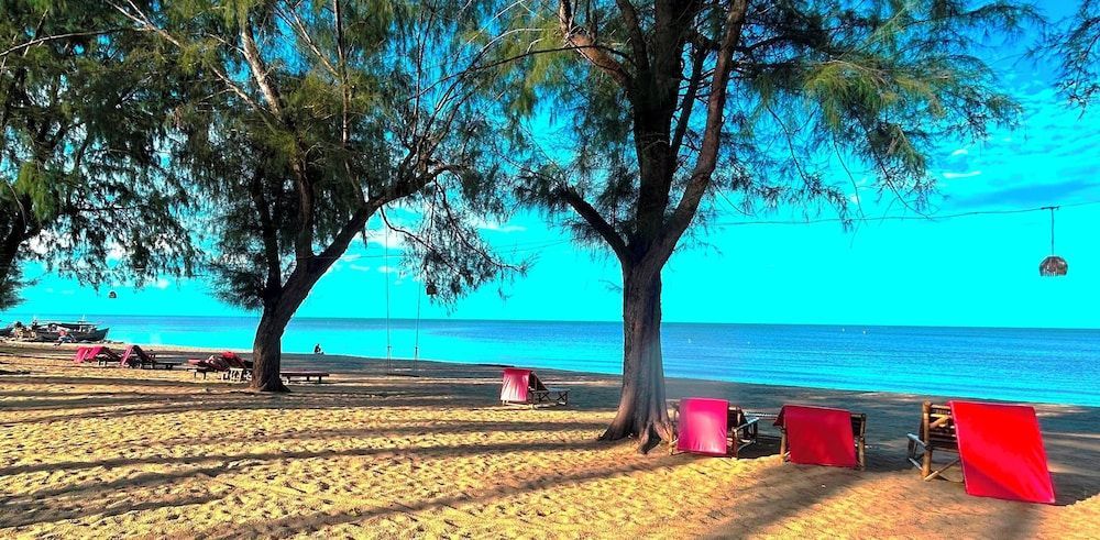 Ao Thai Resort 1