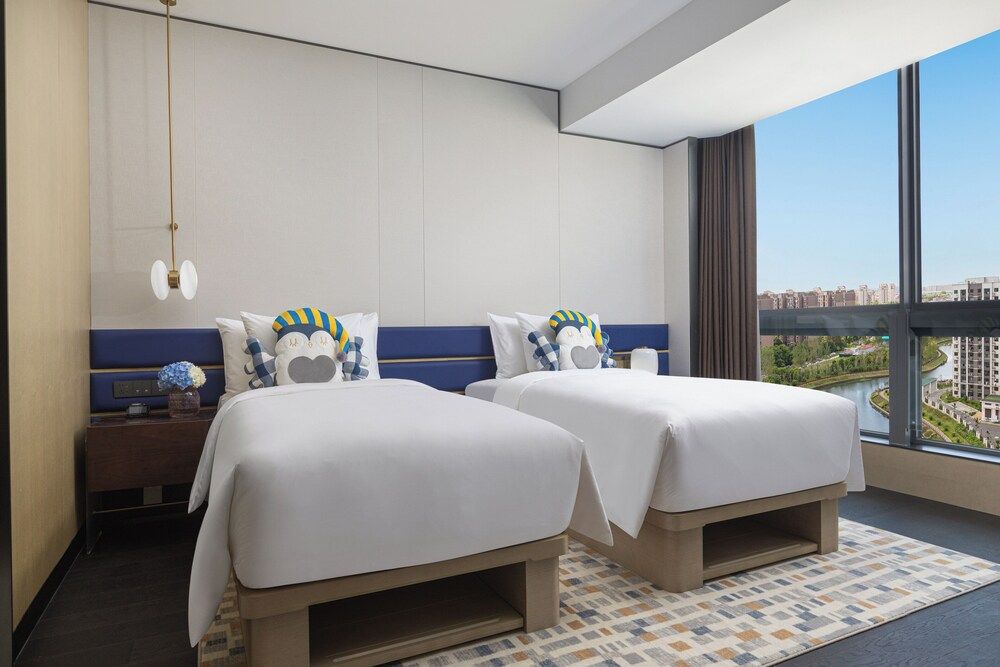 voco Suites Shanghai Hongqiao CBD by IHG 2