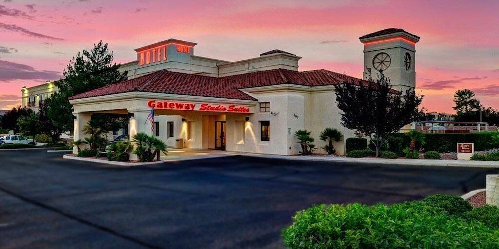 Gateway Studio Suites 1