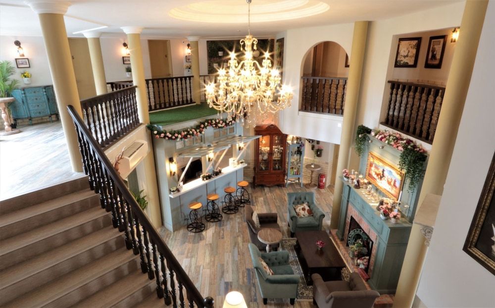 The Tudor 1