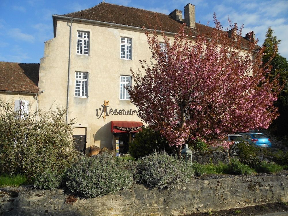 Auberge de l'Abbatiale 1