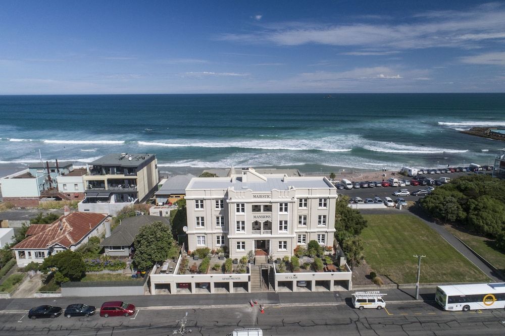 Majestic Mansions - Apartments at St Clair 1