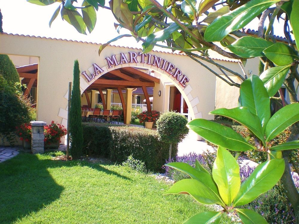 La Martinière 1