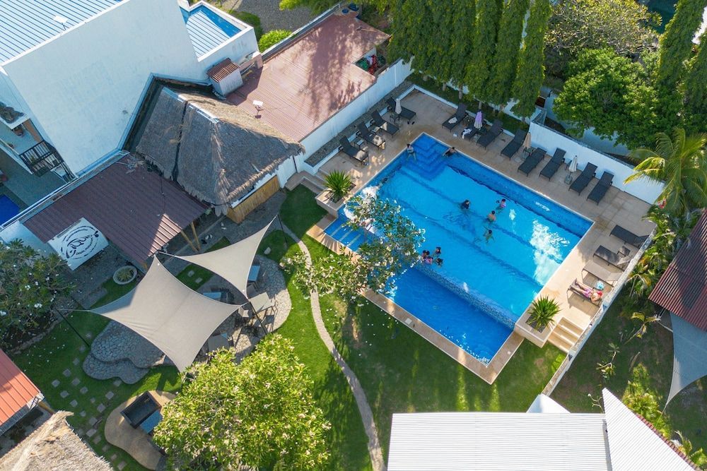 Liquid Dive Resort 1
