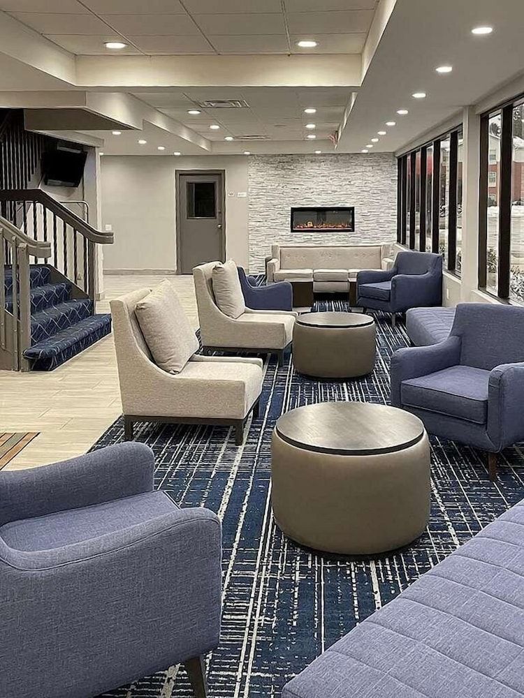 Quality Inn Roseville-Detroit North 2
