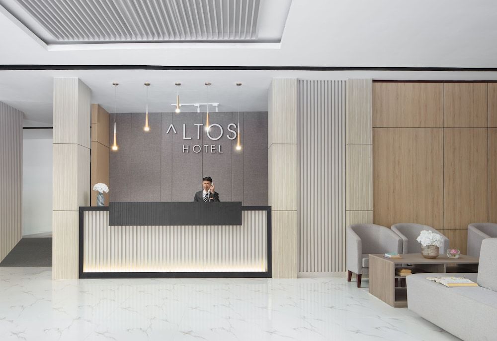 Altos Hotel 2