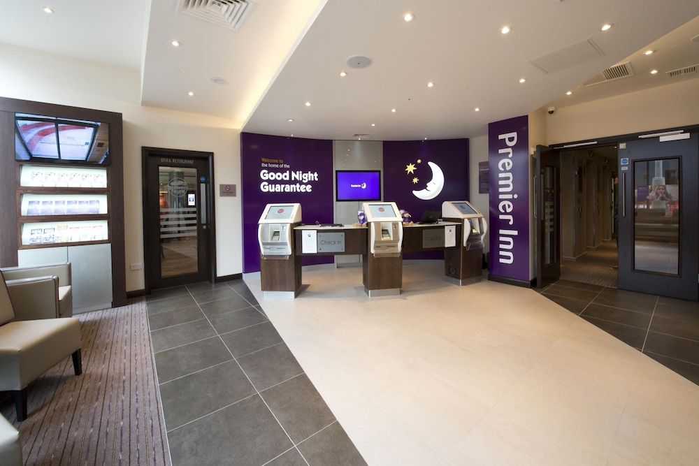 Premier Inn Bristol Cc - Lewins Mead 2