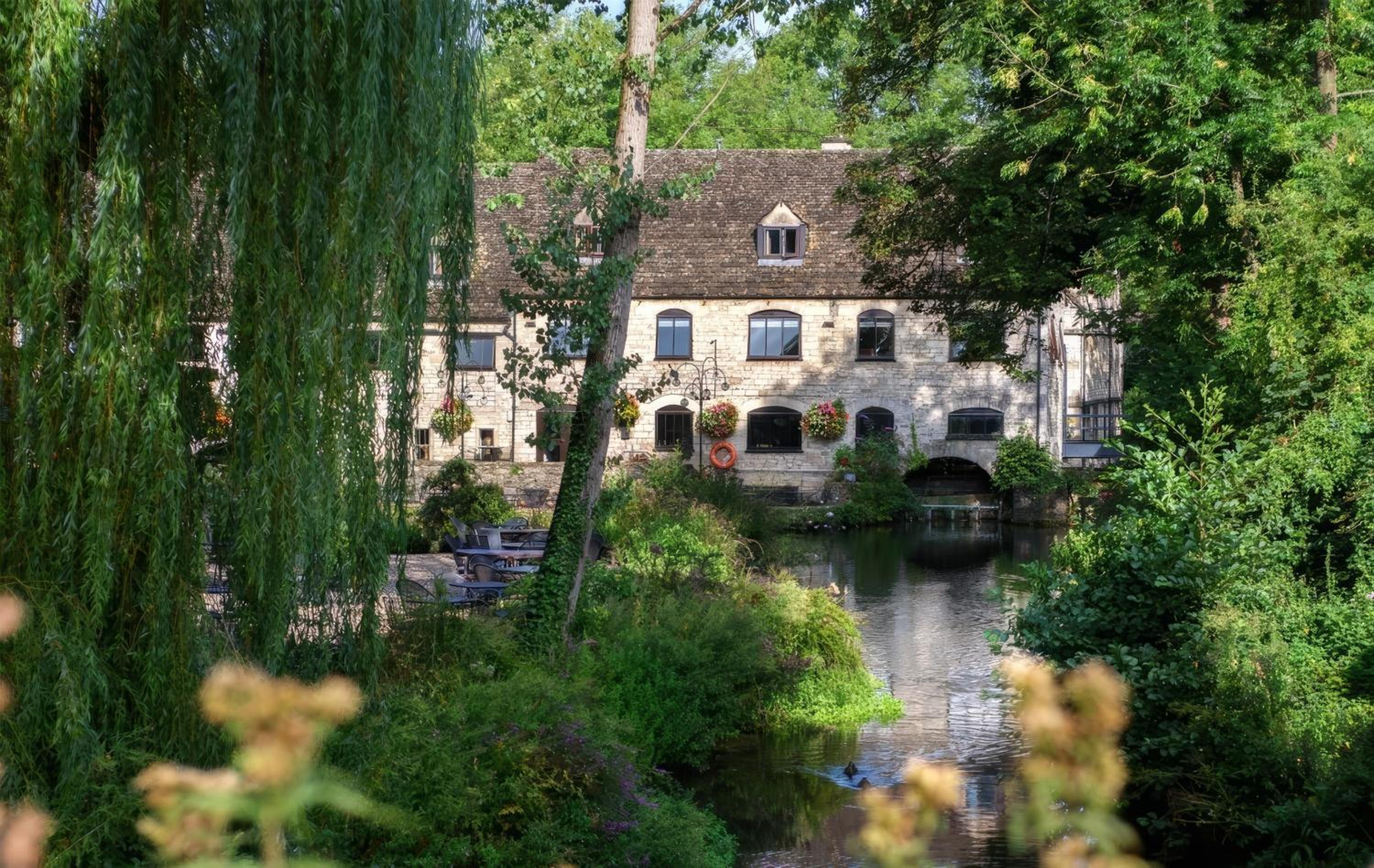 Egypt Mill Hotel and Restaurant 1