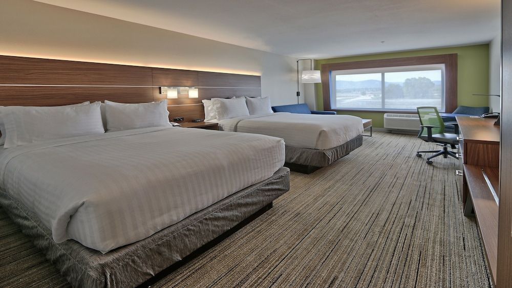 Holiday Inn Express & Suites Broomfield by IHG 2